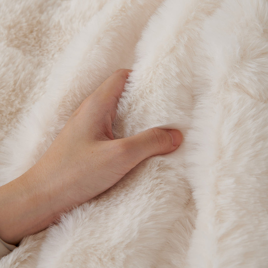 Luxe Ripple Faux Fur Sofa Cover - Modern, Stylish & Durable Sofa Protection