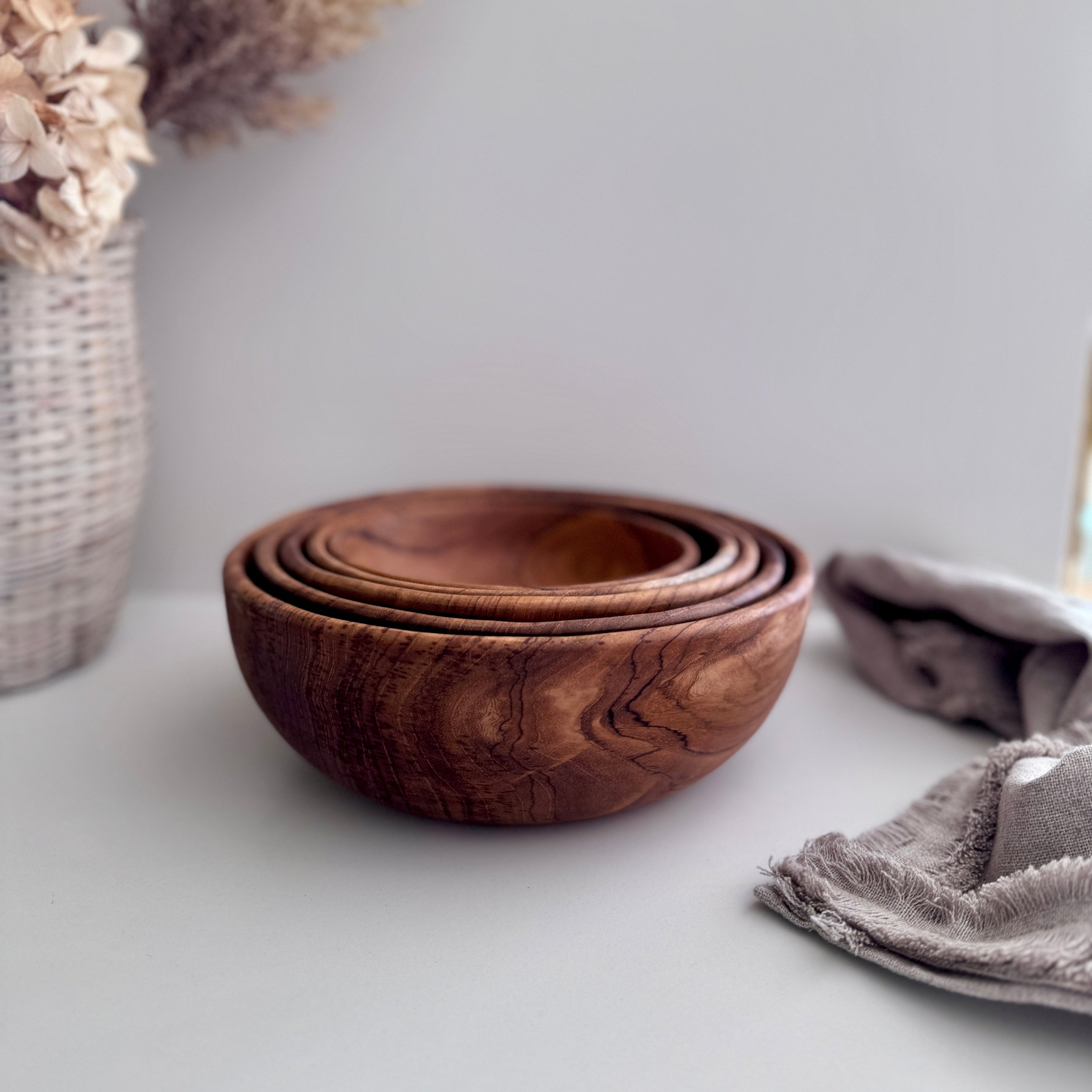 Handcrafted Teak Bowl Set – Nesting Design, 5 Piece