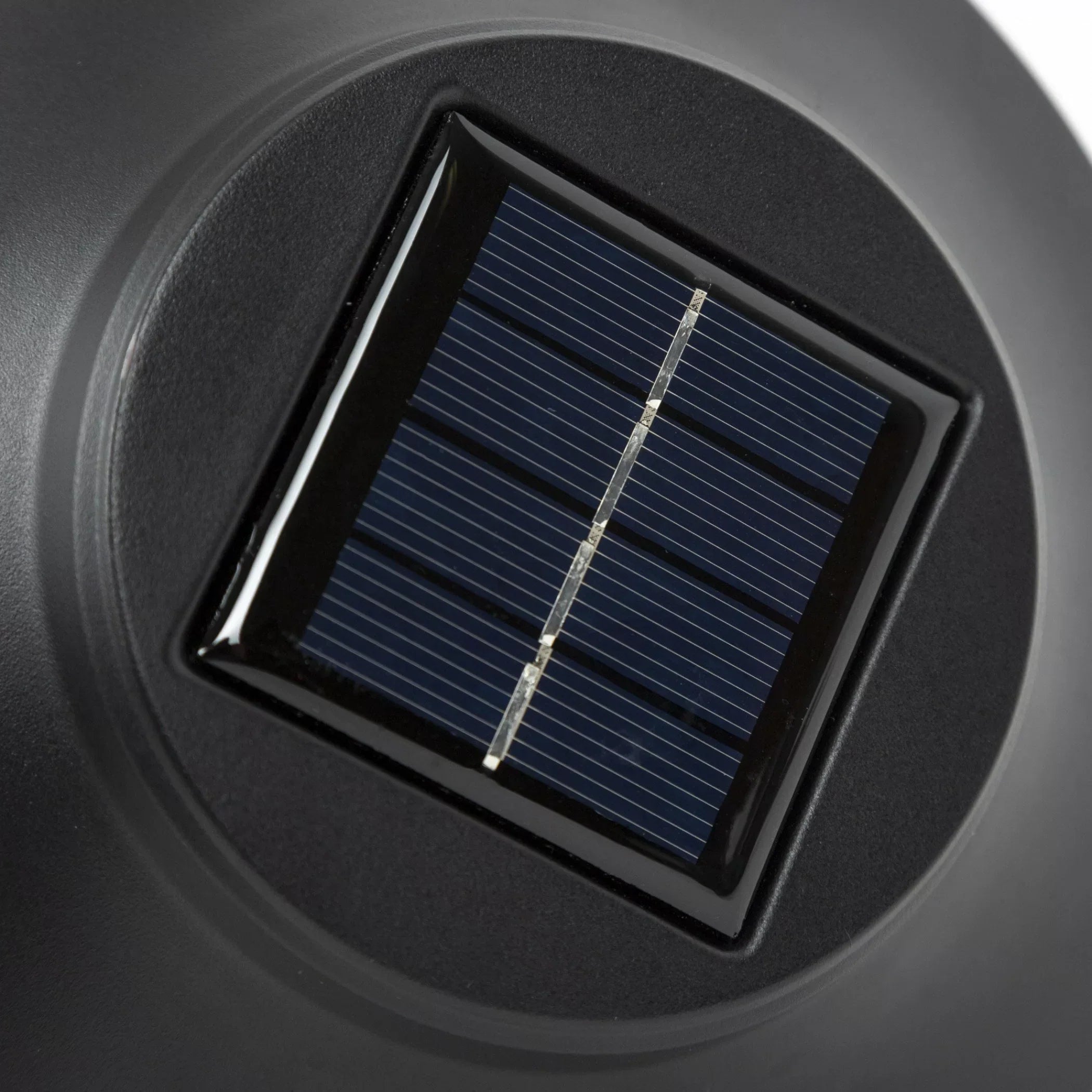 Solar Floor Lamp – Elegant Stainless Steel and Weatherproof