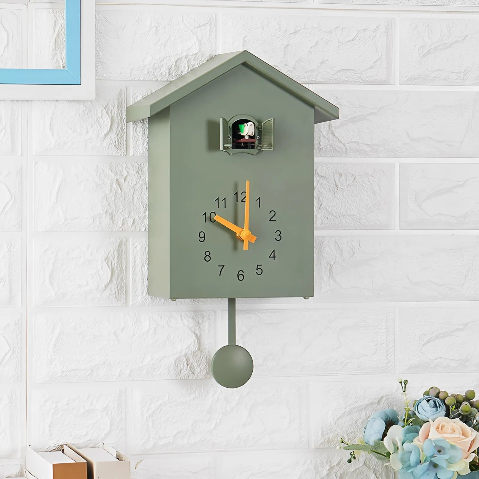 Modern Cuckoo Quartz Wall Clock with Minimalist Design