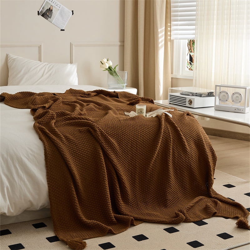 Regina Nordic Acrylic Knitted Blanket for Cozy Comfort