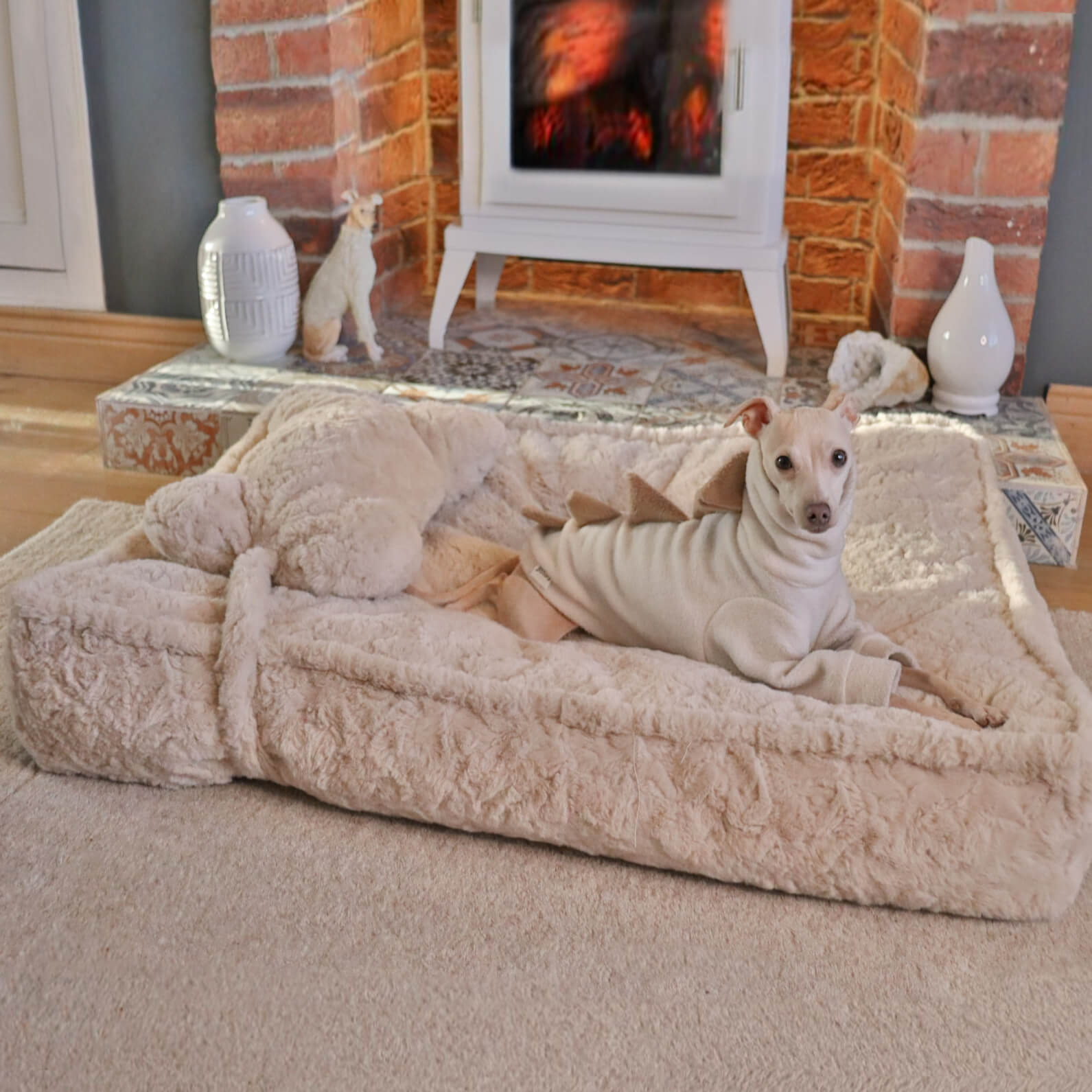 Warming Fluffy Round Cloud Dog Bed with Supportive Pillow