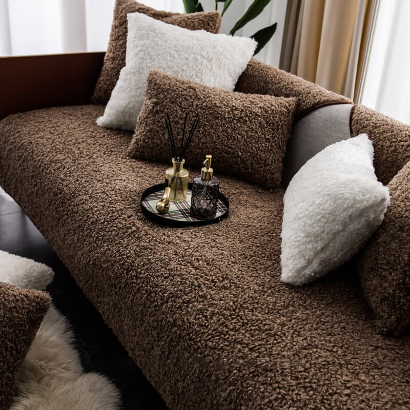 Luxury Warm Fleece Non-Slip Couch Cover for Pet Protection