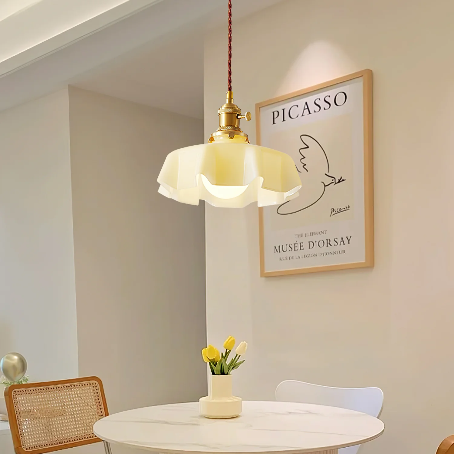 Modern Glass Ribbon Edge Pendant Light