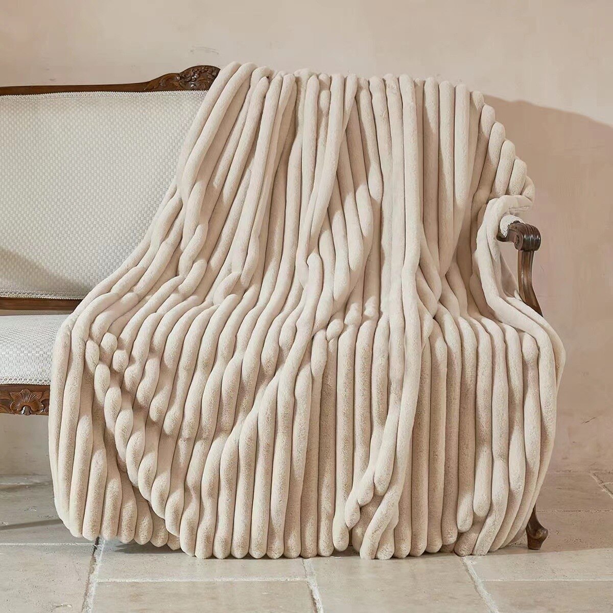 Nordic Luxury Lounging Throw Blanket for Cozy Comfort