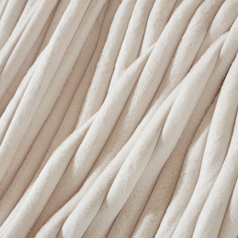 Nordic Luxury Lounging Throw Blanket for Cozy Comfort
