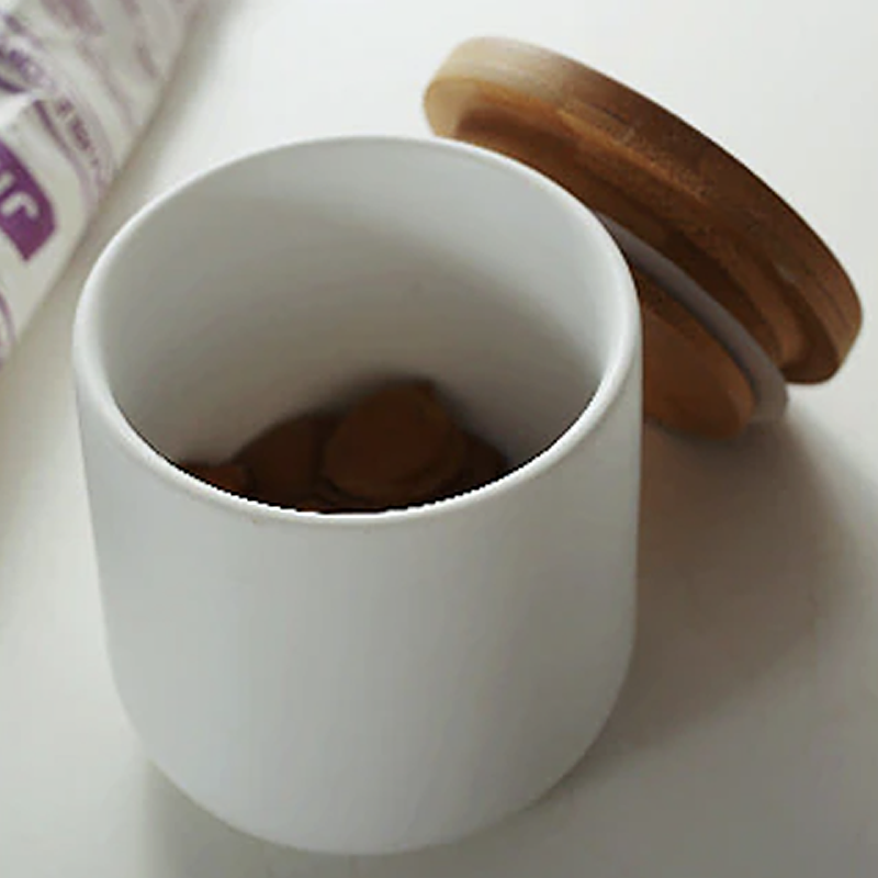 Modern Ceramic Storage Jar with Wooden Lid – Black or White