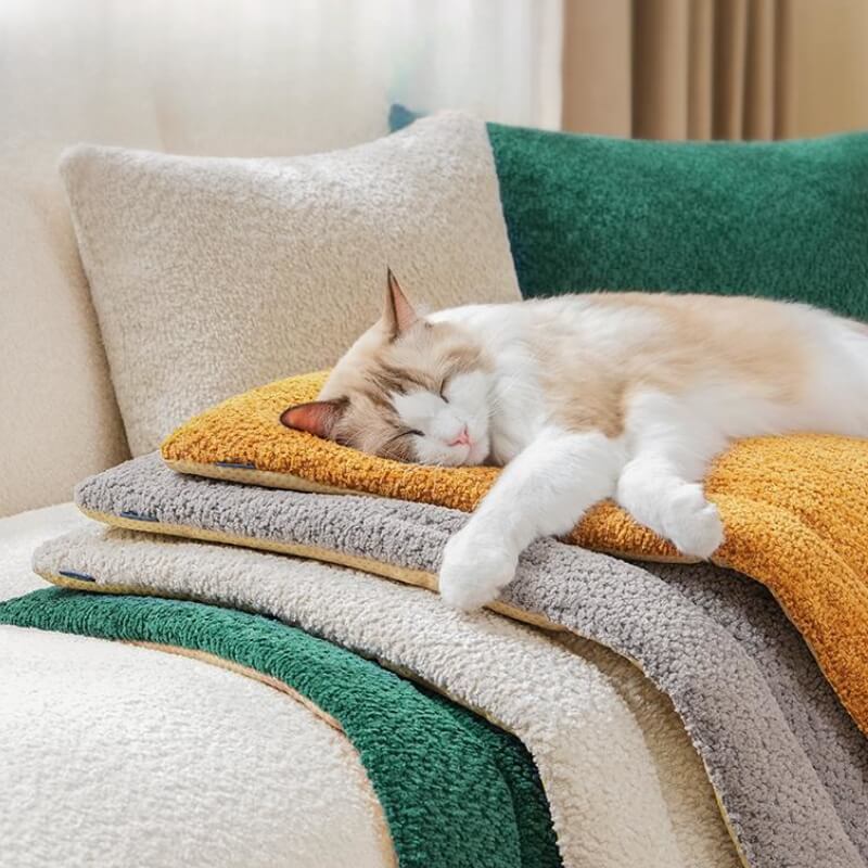 Warm Plush Non-Slip Pet Mat Soft Cozy Versatile Sizes