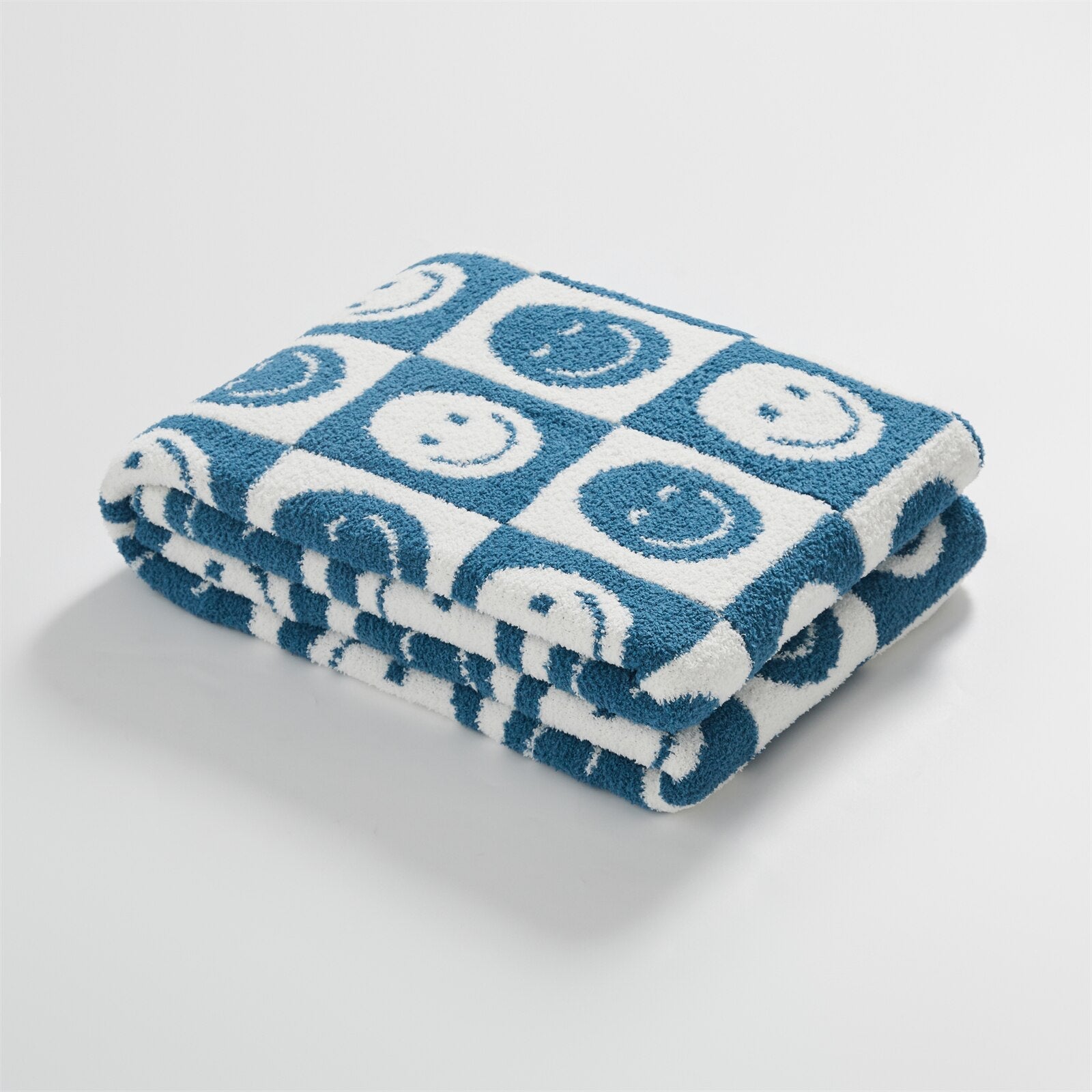Chequered 'Smile' Meme Pattern Checked Blanket for Cozy Comfort