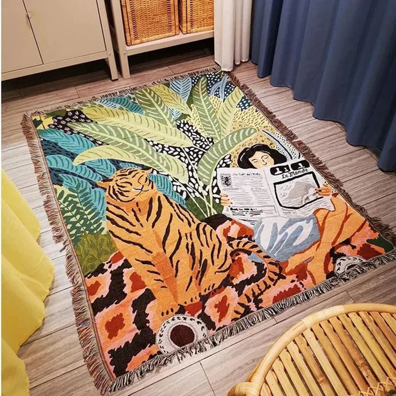 Cosy Cartoon Tiger Design Throw Blanket for Home Decor