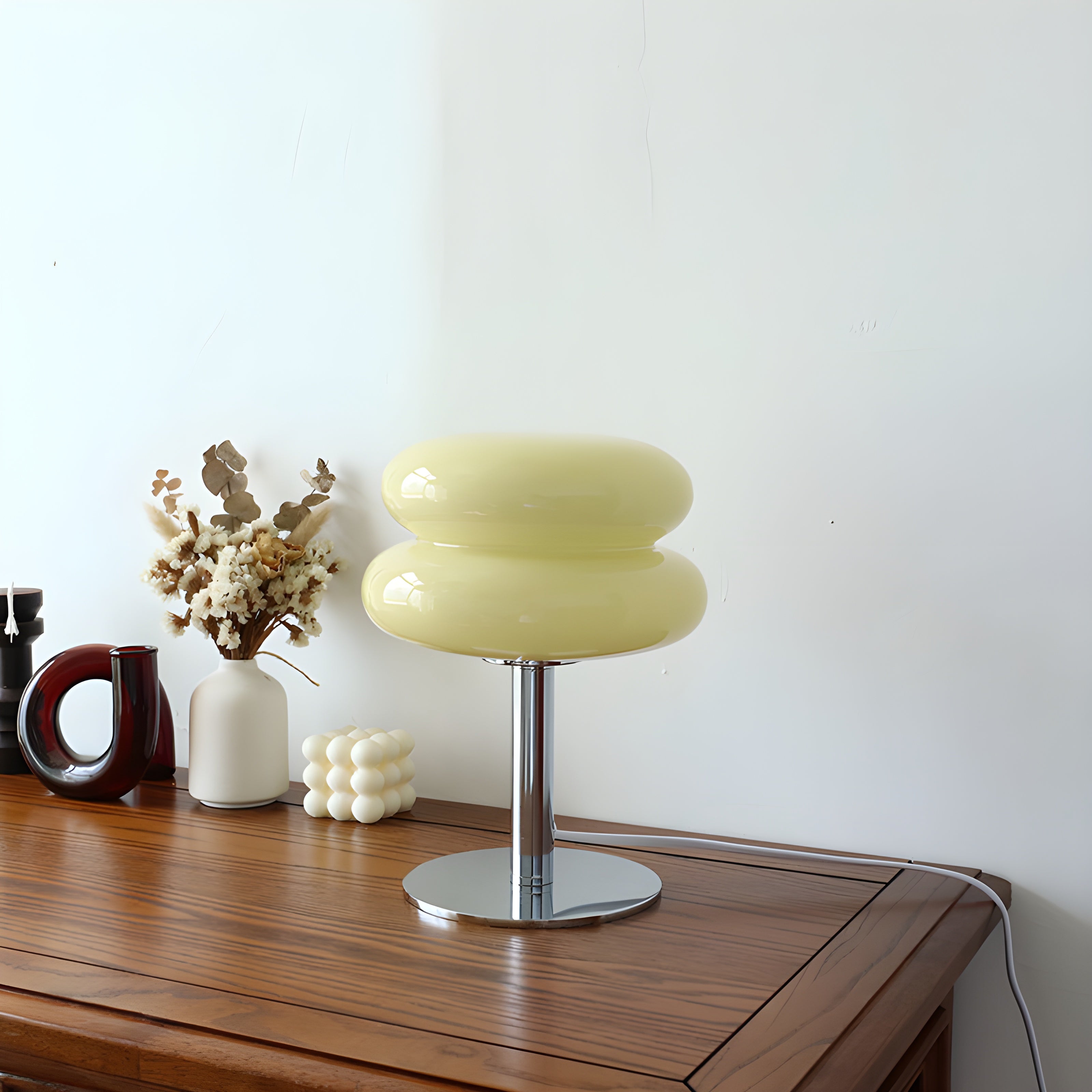 Italian Designer Glass Egg Tart LED Table Lamp for Home Decor