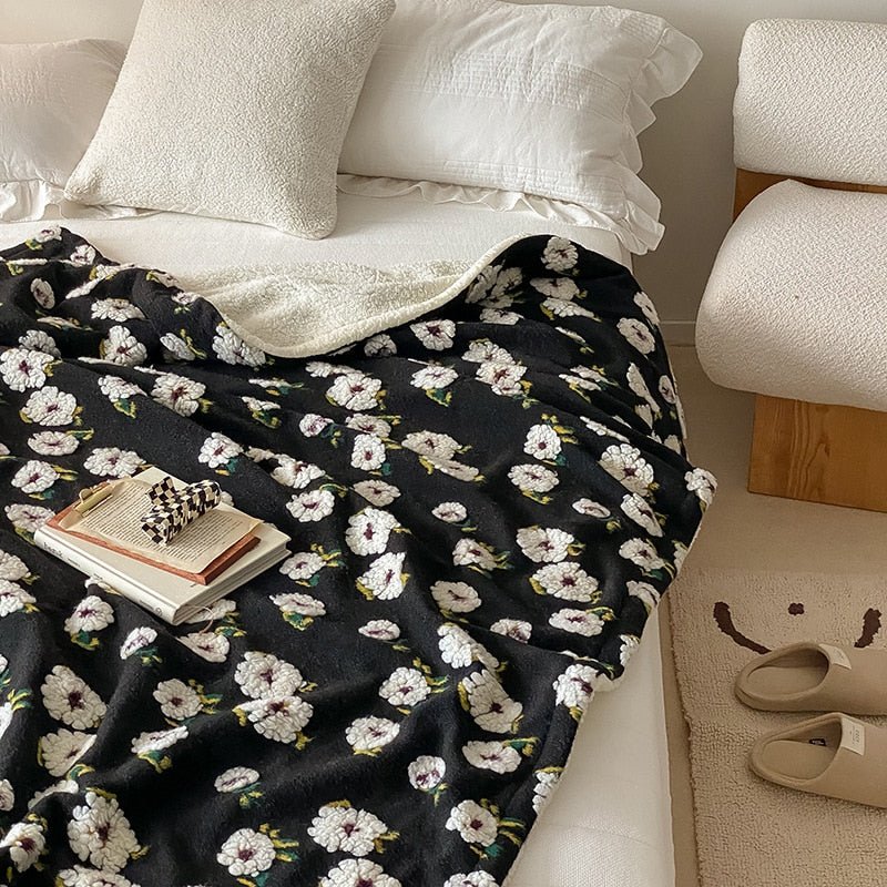 Fluffy Floral Plush Thickened Blanket for Cozy Comfort