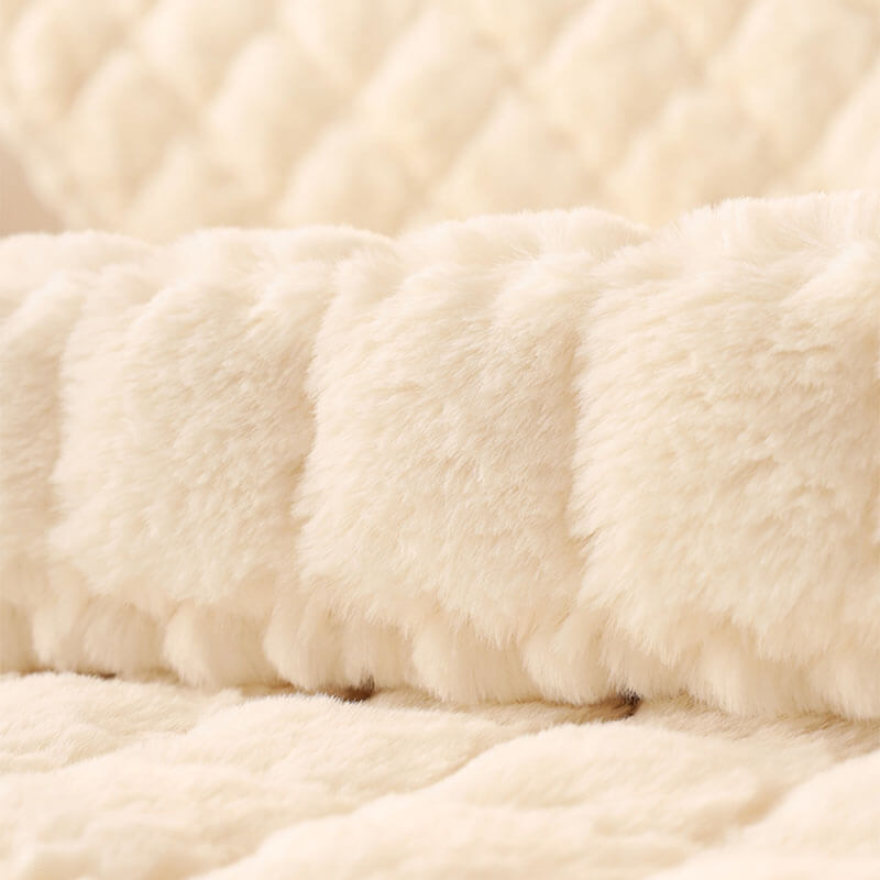 Biscuit Plush Soft Non-Slip Couch Cover with Anti-Slip Design