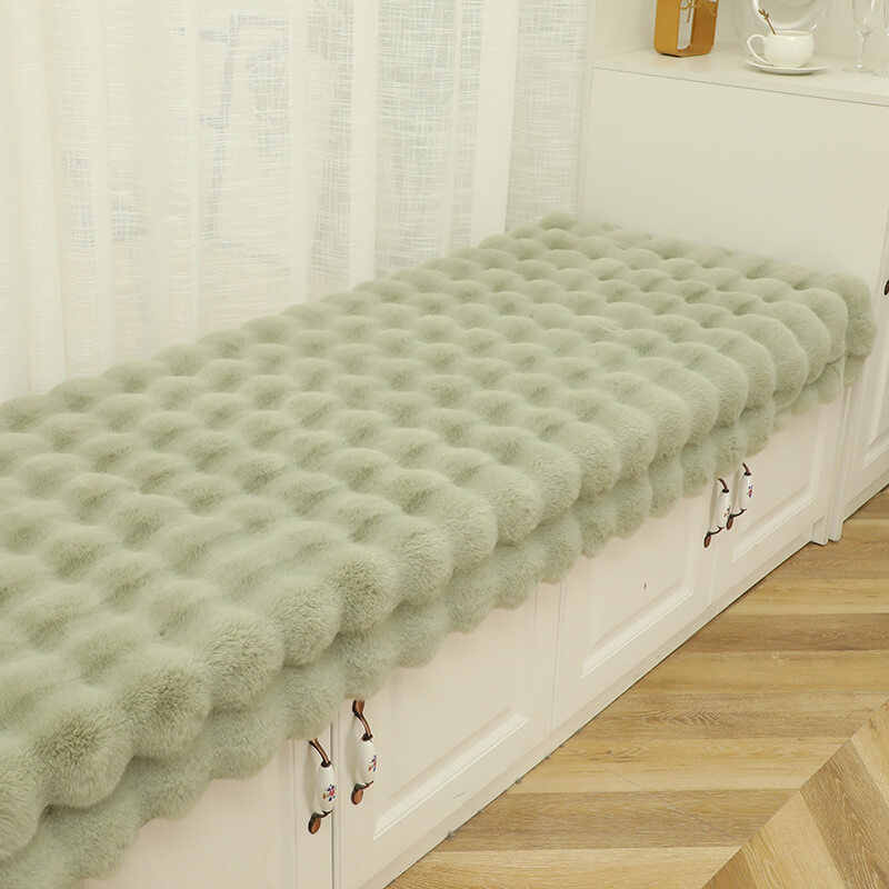 Cozy Plush Solid Colour Non-slip Couch Cover for Comfort
