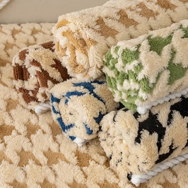 Houndstooth Plush Mat Furniture Protection Anti-Slip Cover