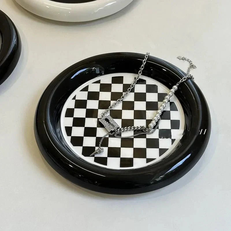 Geometric Design Ceramic Plate for Stylish Serving 20cm