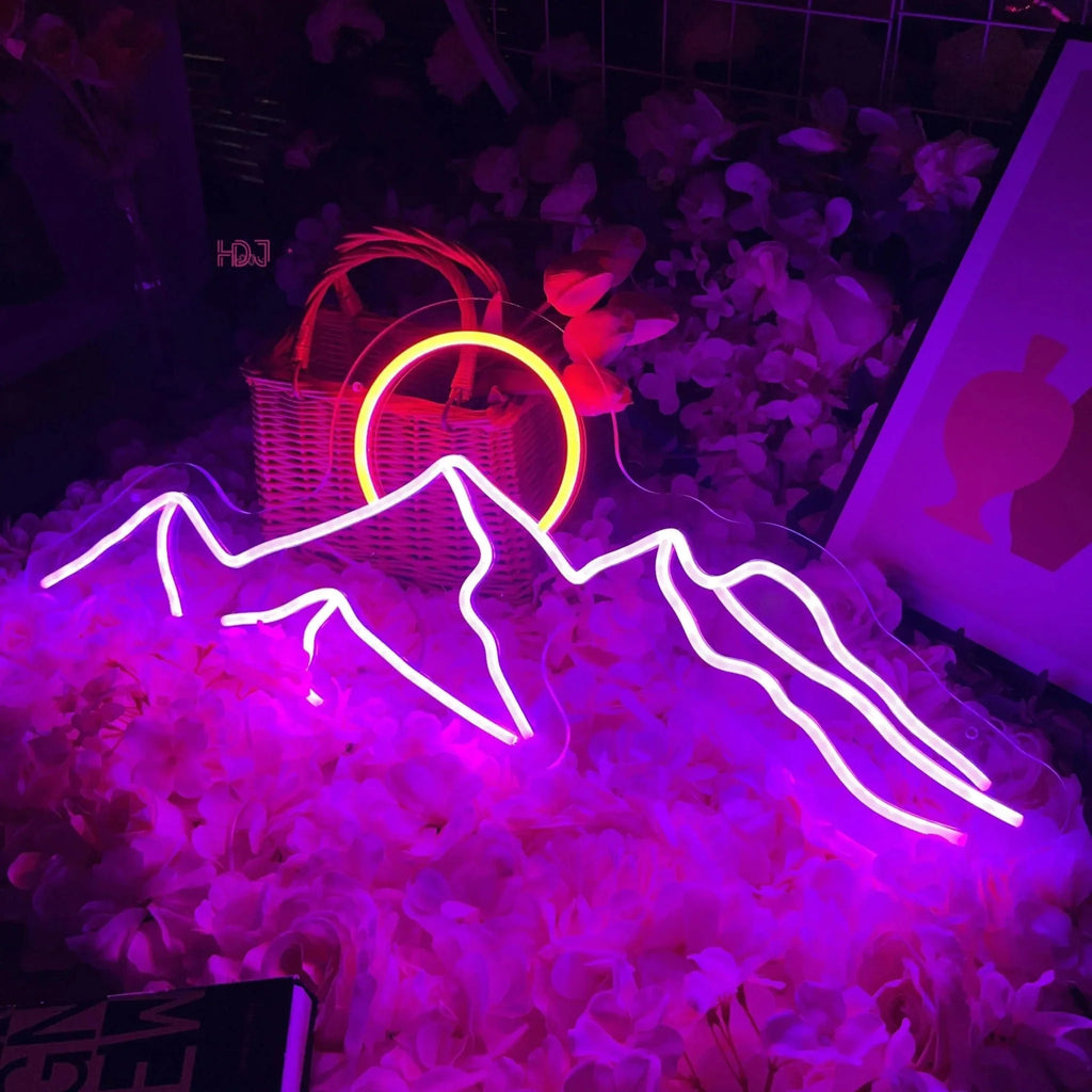 SummitGlow – LED Neon Sign with Mountain & Sun Design for a Vibrant Ambience
