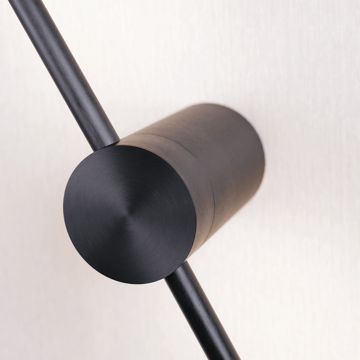 Nordic Light Stick – Minimalist Elegance with Versatile Illumination