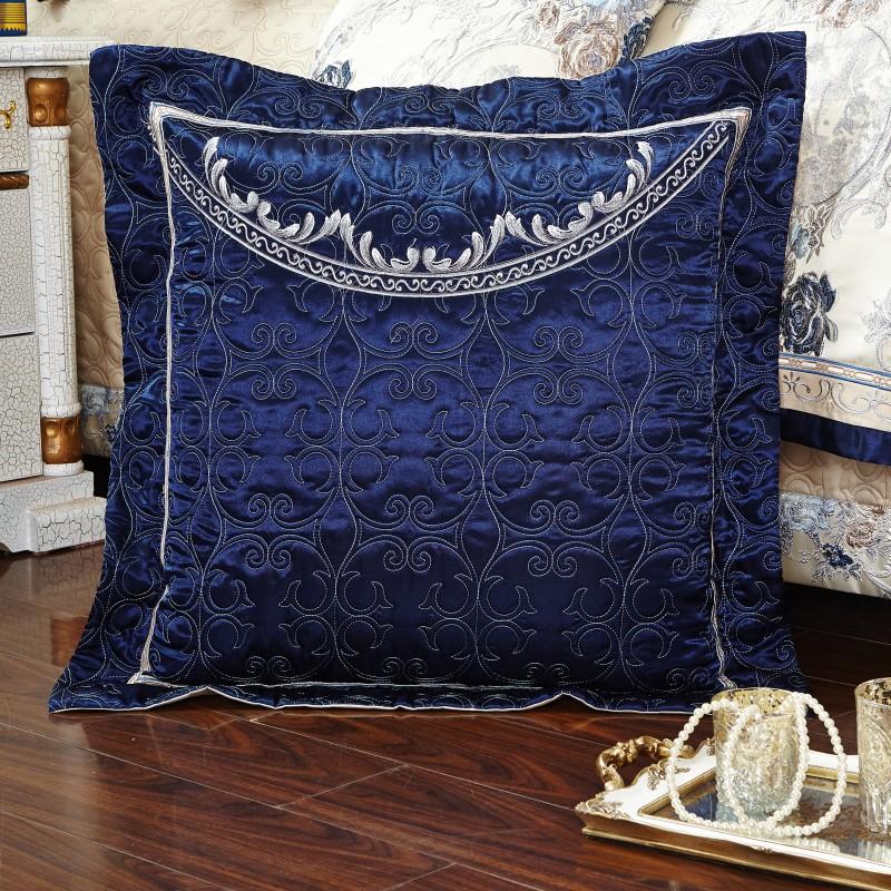 Oriental Jacquard Duvet Cover Set – Timeless Luxury & Oriental Elegance