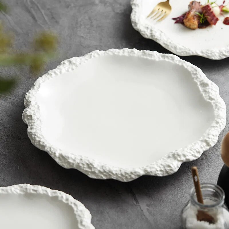 Rock Pattern Edged Ceramic Serving Plate for Stylish Dining
